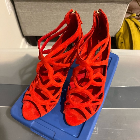 Red Zara heels - Picture 4 of 7